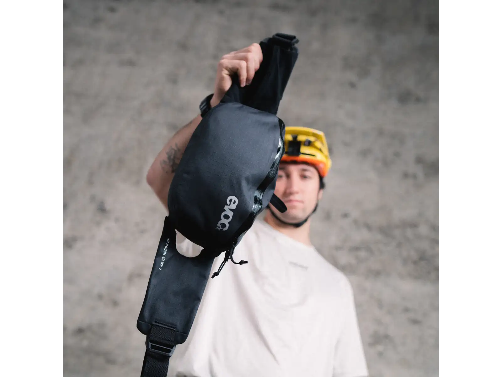 Evoc Hip Pouch 3D WP 2 nerka Sand