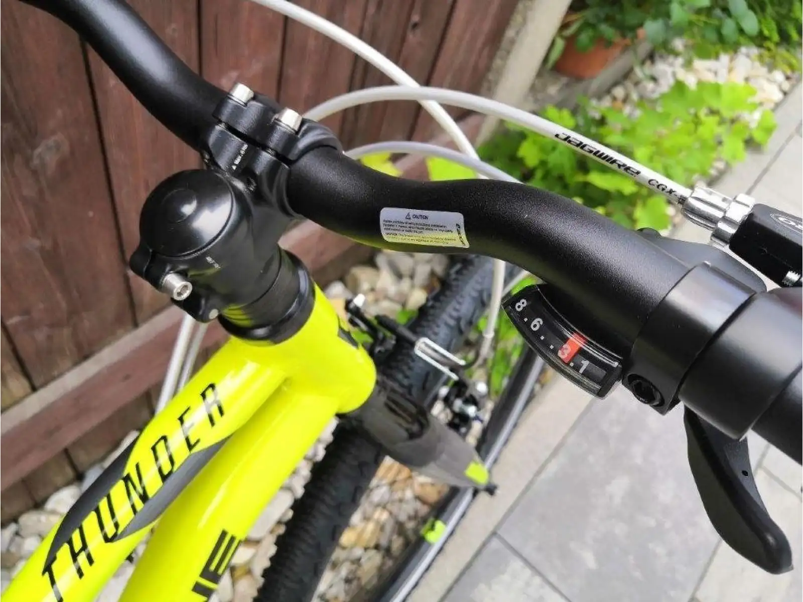 Rock Machine Thunder 24 Gloss Radioactive Yellow/Black/Dark Grey rower dziecięcy