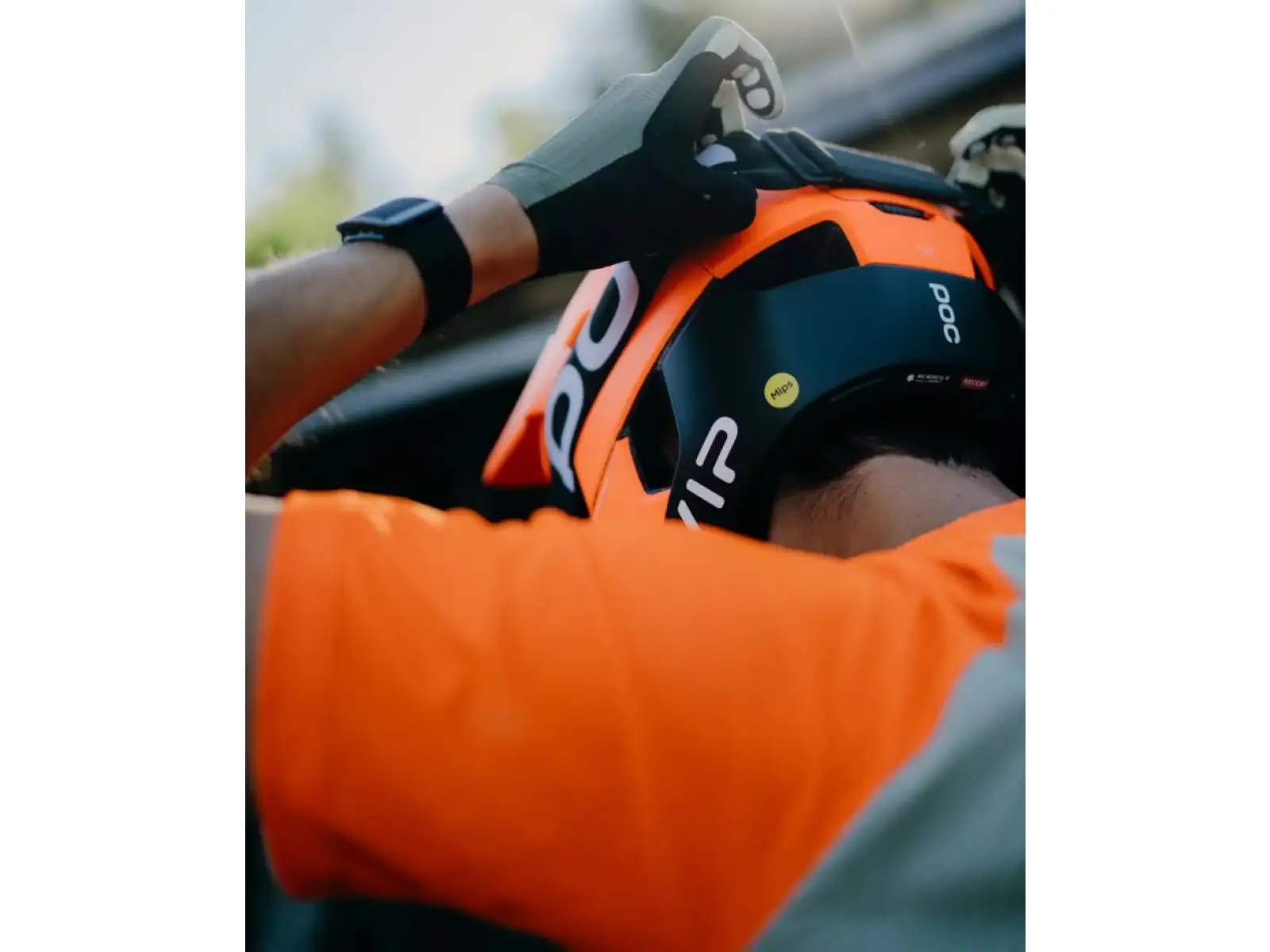 POC Otocon Race MIPS kask Fluorescent Orange AVIP/Uranium Black Matt