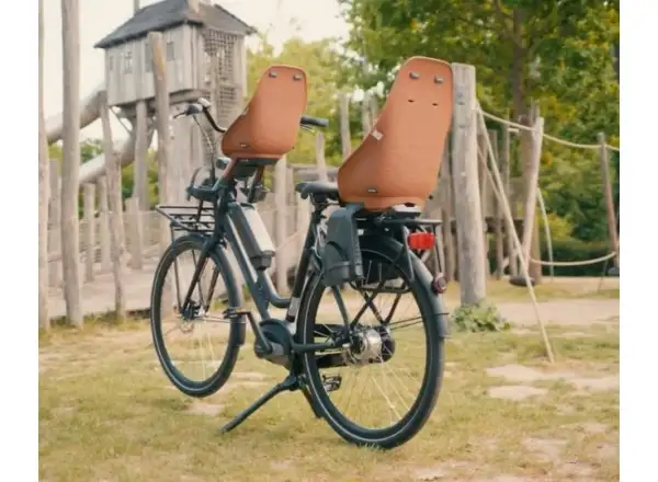 Urban Iki BIO fotelik dziecięcy przedni z adapterem na mostek Haniwa Brown/Bincho Black