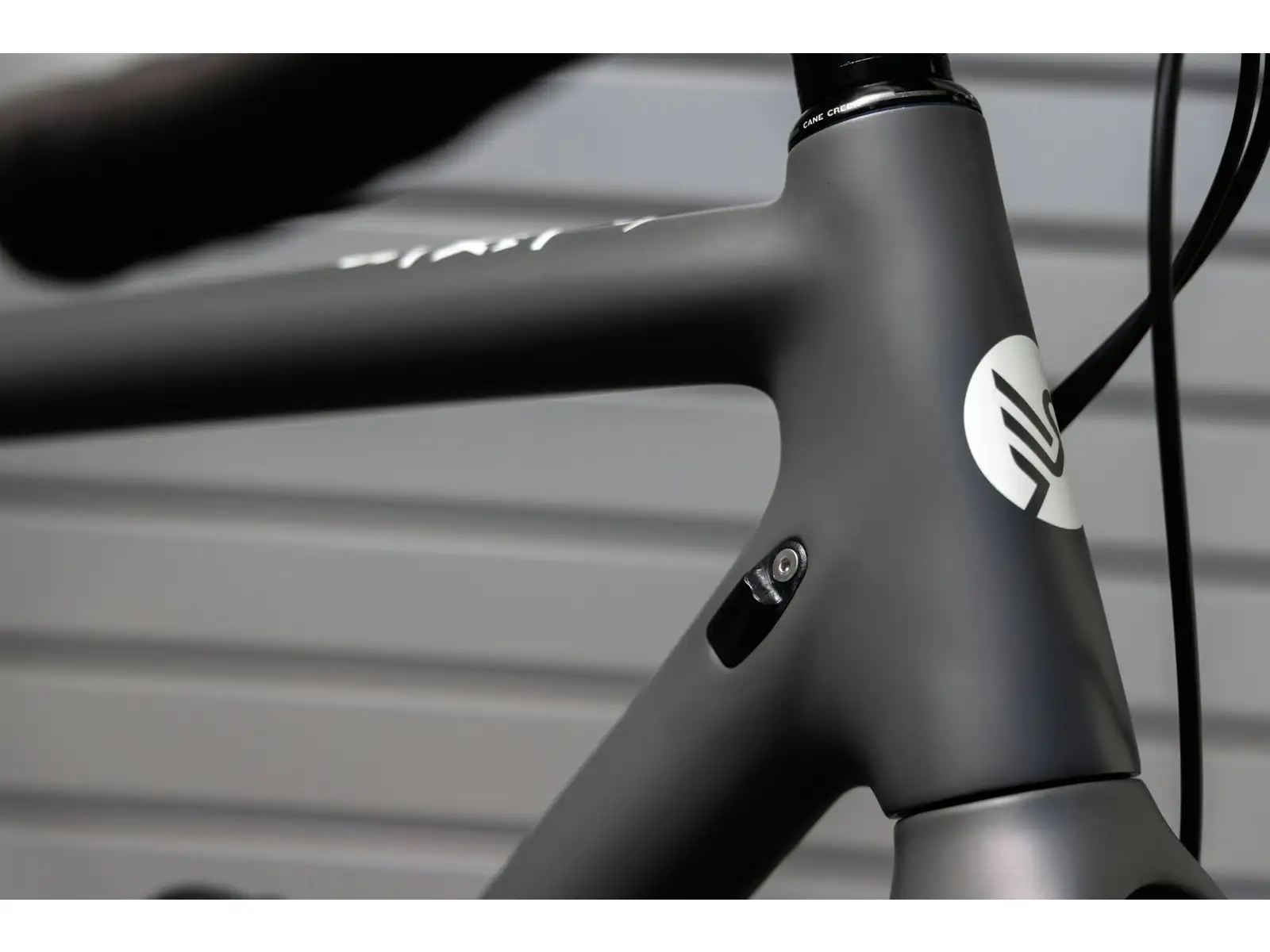 Ibis Hakka Mx Rival gravel rower Slate