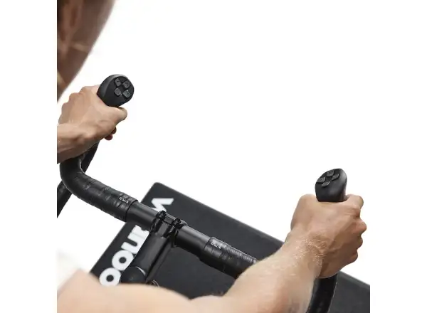 Wahoo KICKR Bike Pro Smart Bike trenażer