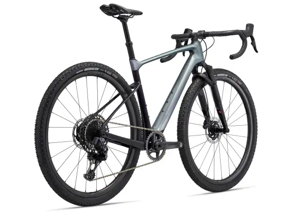 Giant Revolt X Advanced Pro 0 gravel rower Airglow Black Currant