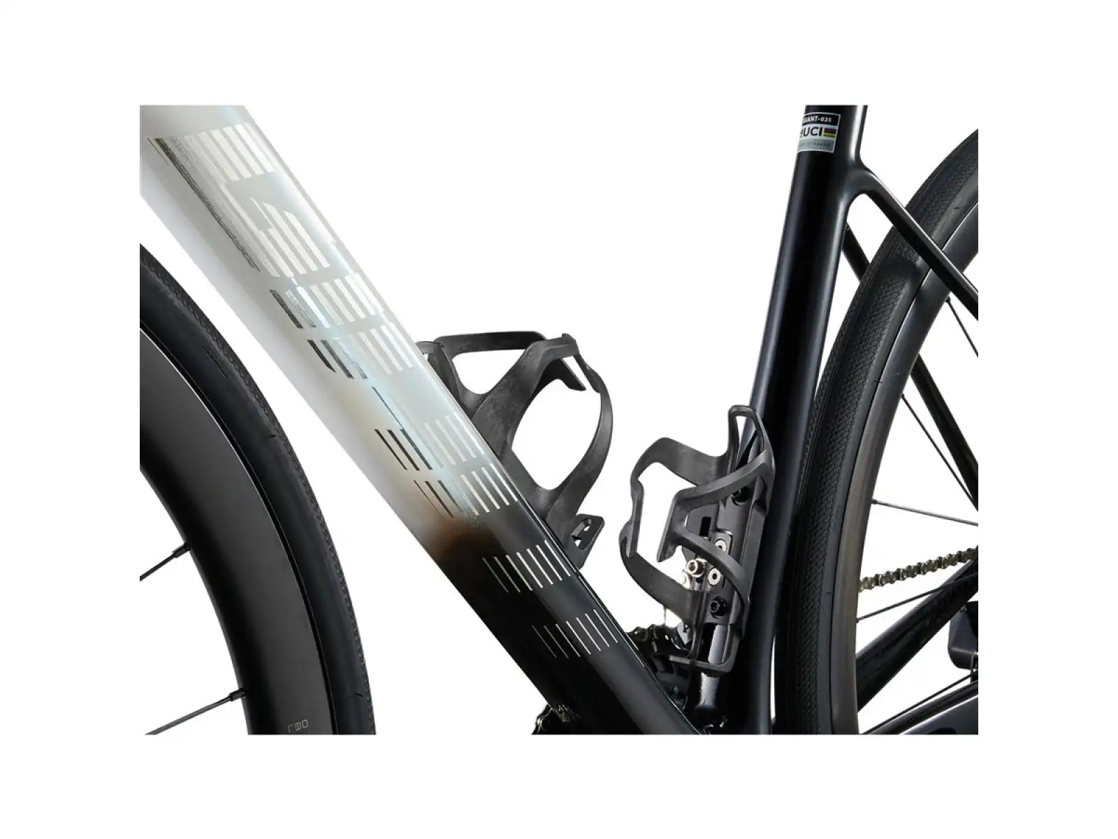 Giant Defy Advanced Pro 1 rower szosowy Unicorn White