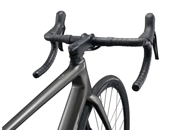 Giant TCR Advanced 2 KOM rower szosowy Stealth Chrome