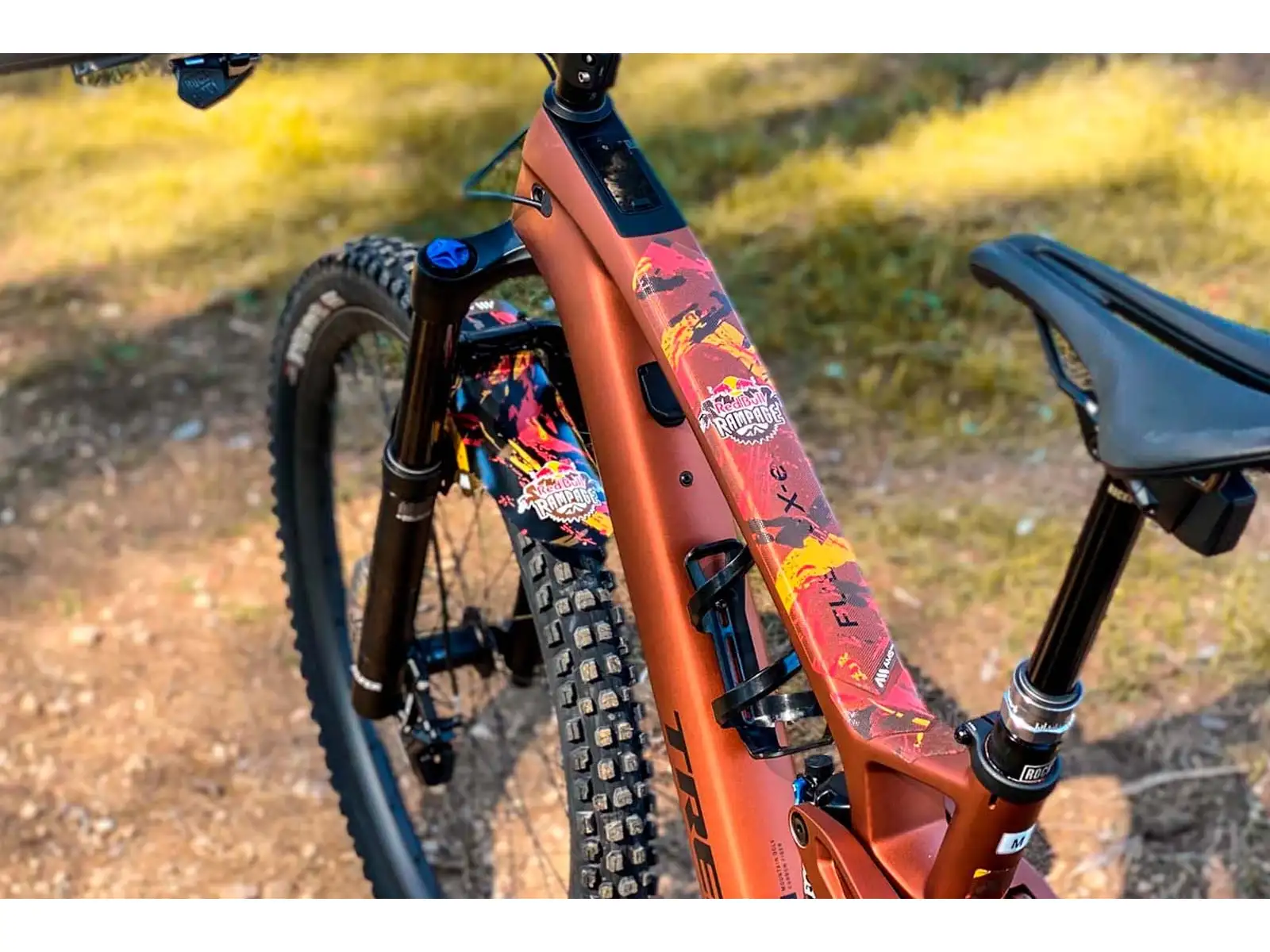 All Mountain Style folie ochronne na ramę Extra RedBull Rampage Red/Yellow