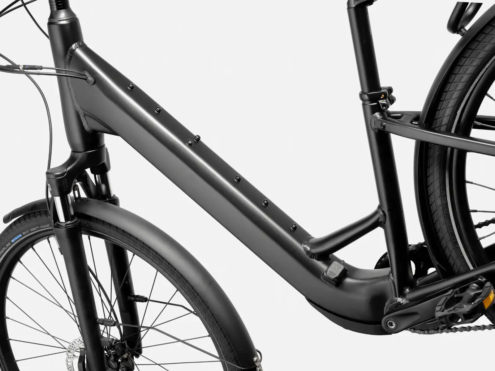 Cannondale Mavaro NEO SL 2 niskopodłogowy rower elektryczny miejski Black Cherry