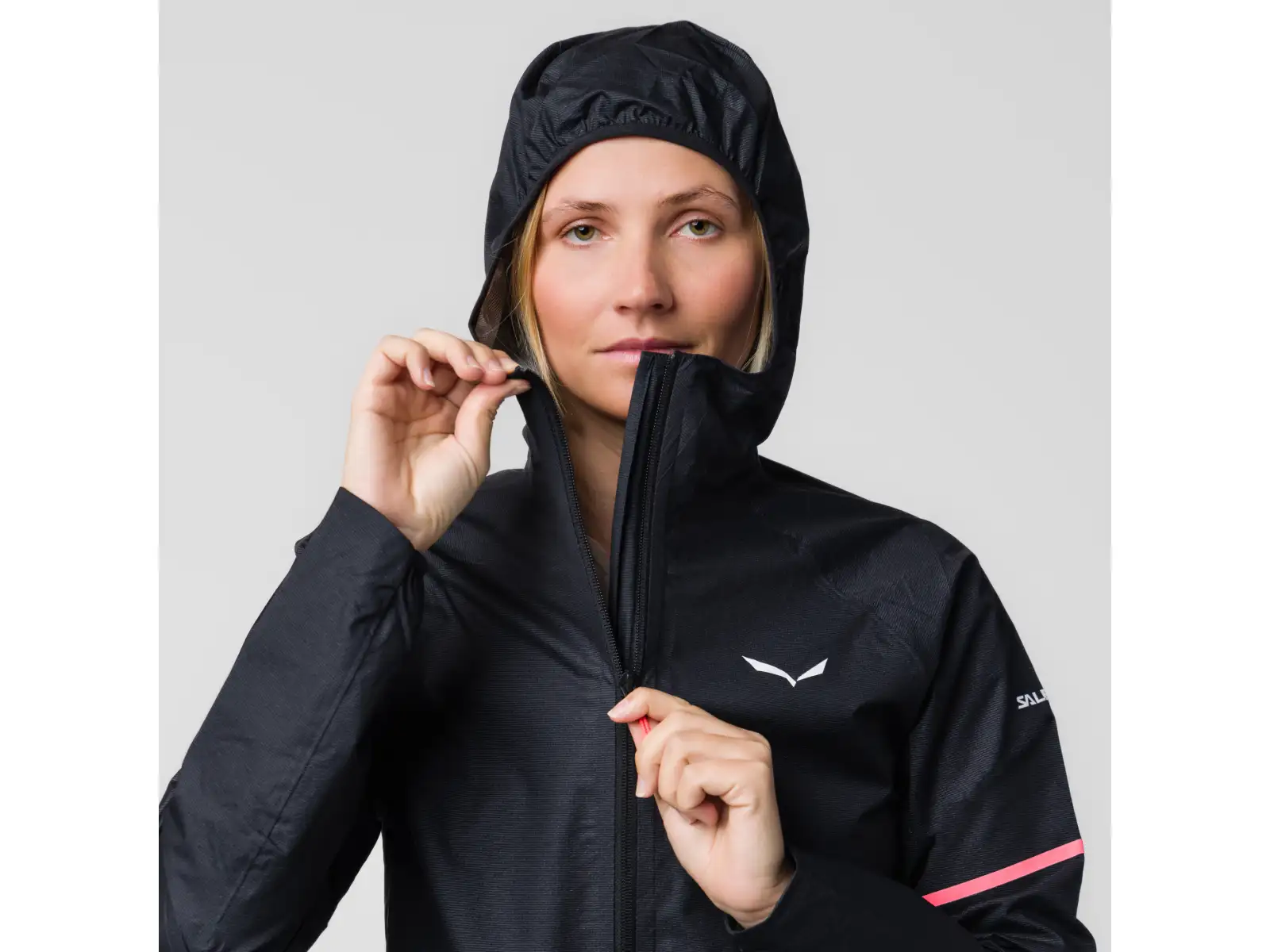 Salewa Vento PTX 2.5 L damska kurtka Black Out