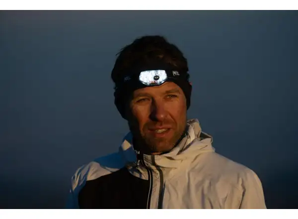 Petzl Nao RL ładowarka czołówka Black