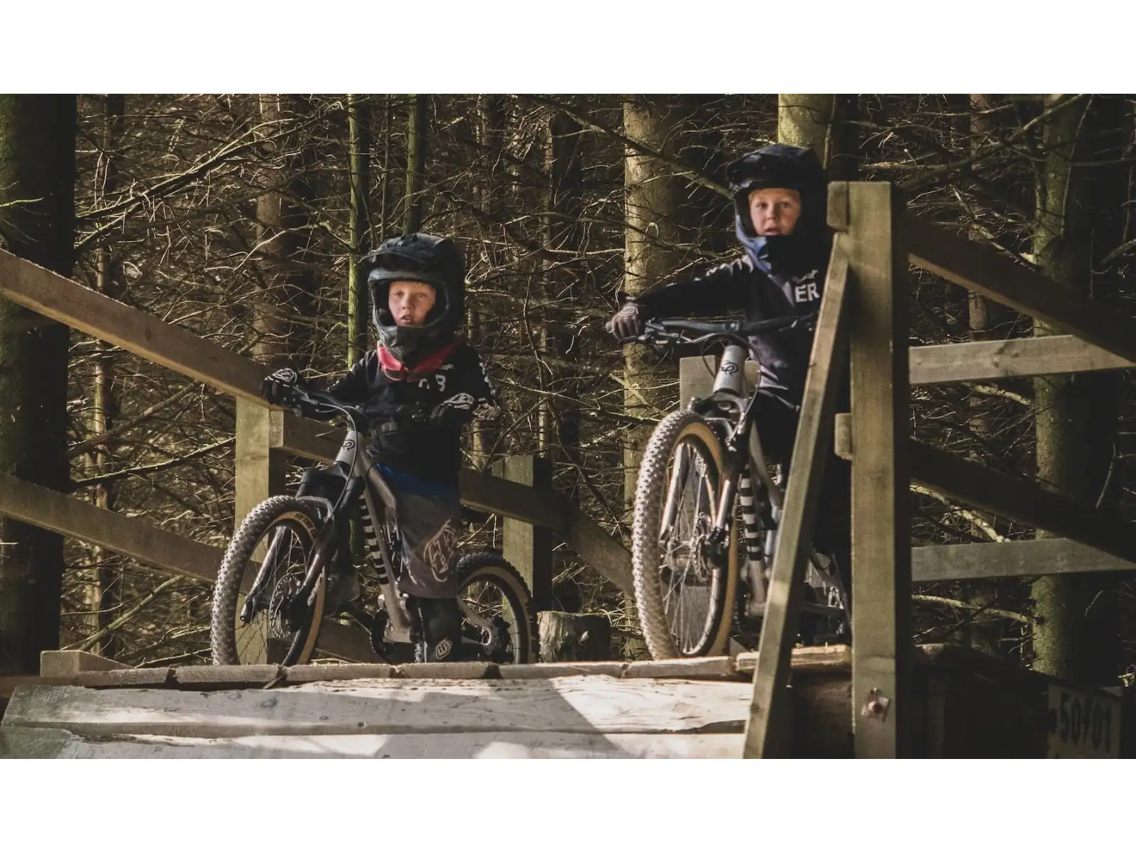 Early Rider Hellion X24 rower dziecięcy Moonstone