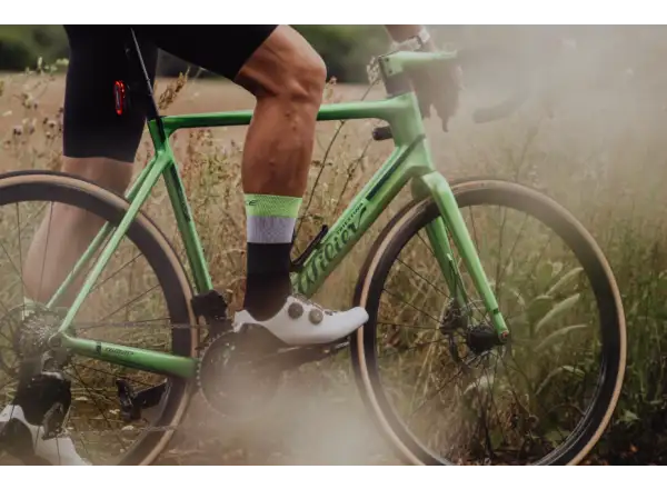 Force Rainbow skarpety rowerowe czarny/fluo