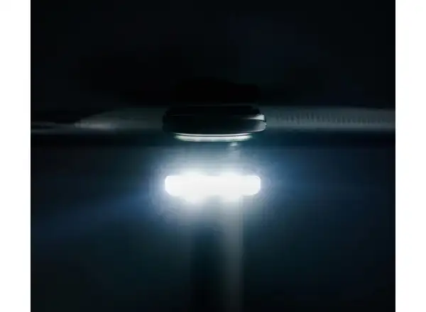 Lezyne Road Drive 500 przednia lampka