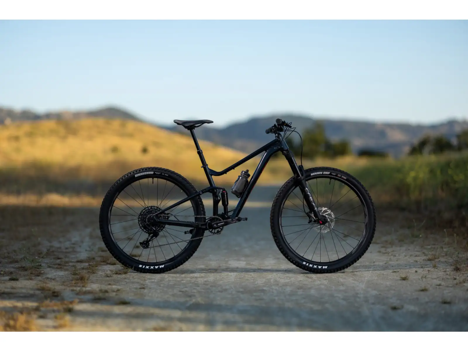 Giant Stance 29 1 rower full suspension Metallic Black