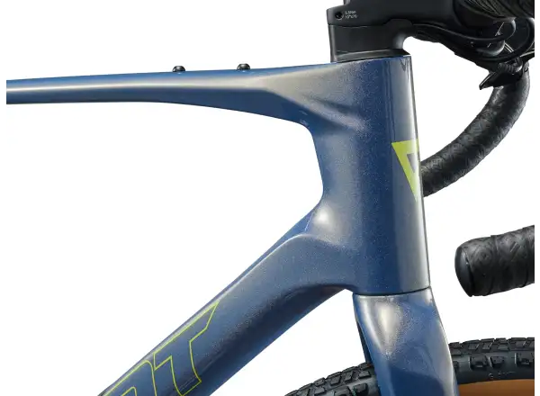 Giant Revolt Advanced 1 gravel rower Midnight Moon