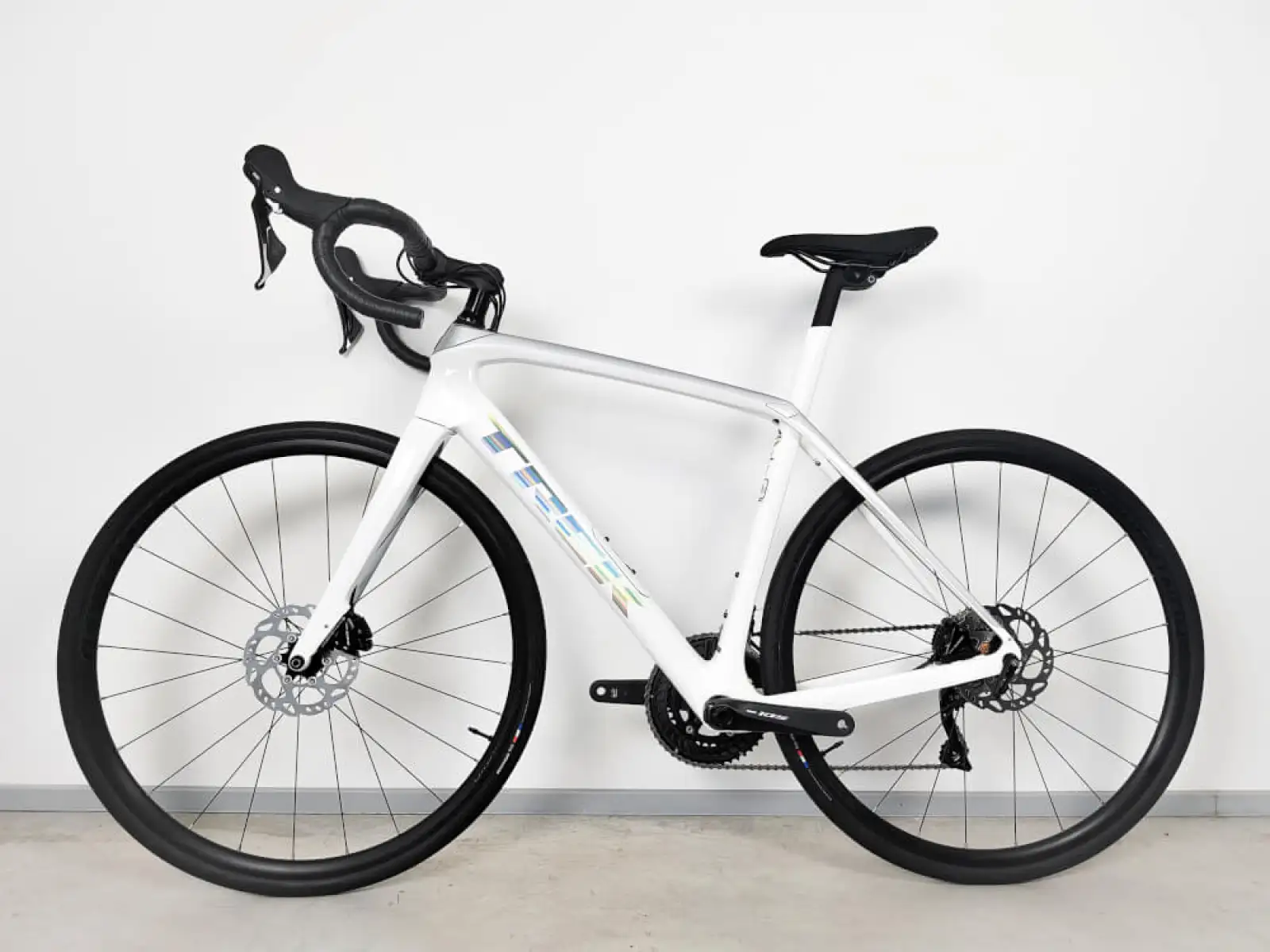 Trek Domane SL 5 rower szosowy White/Quicksilver