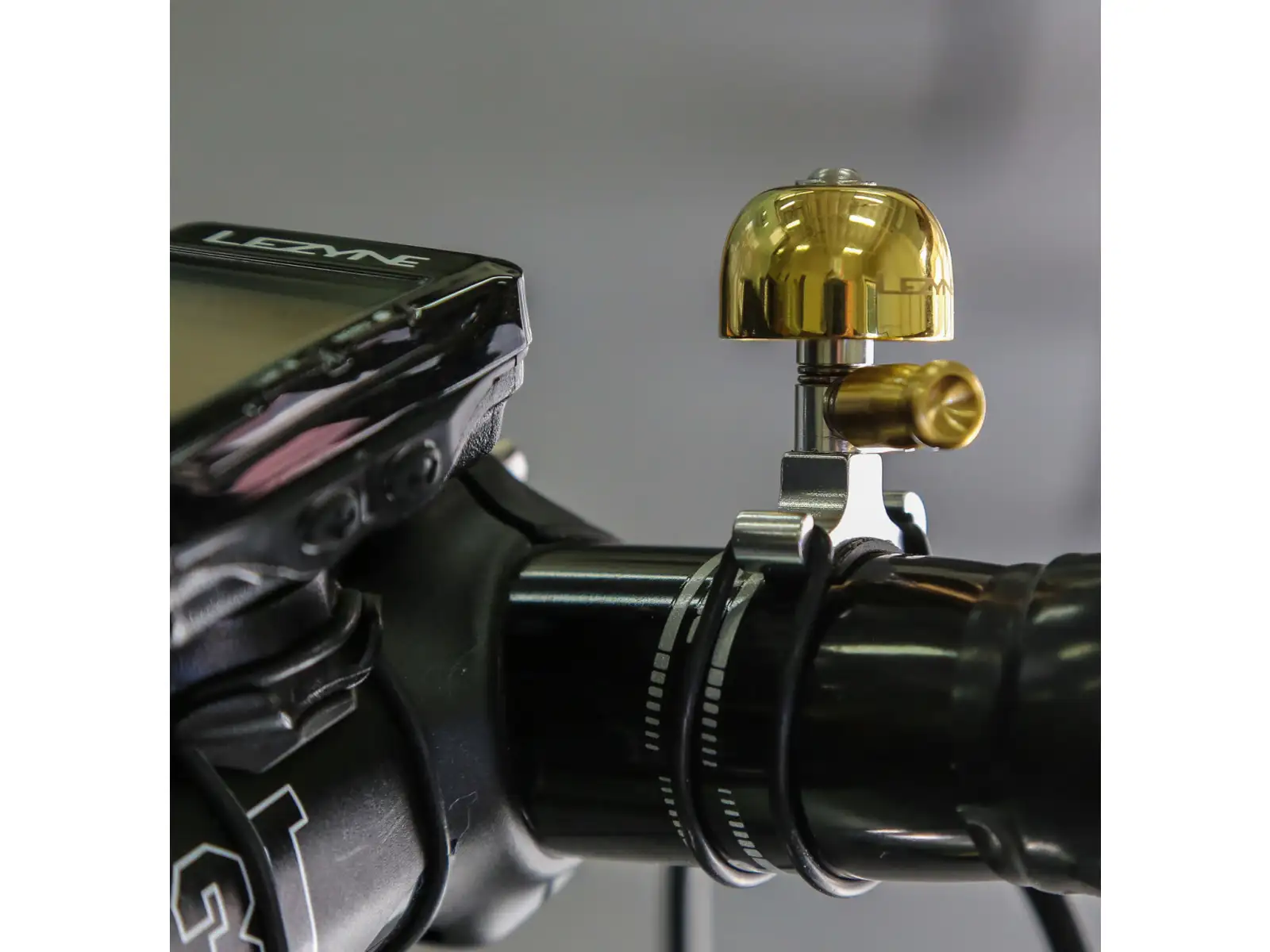 Lezyne Classic Brass Bell Small dzwonek złoty/czarny
