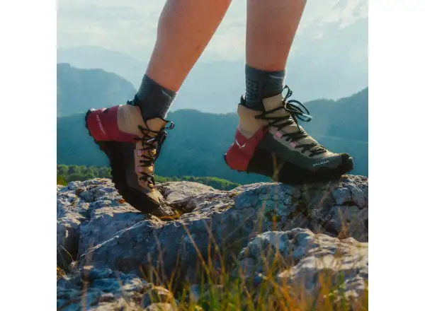 Salewa Wildfire NXT Mid GTX damskie buty turystyczne Quicksand/Etruscan Red