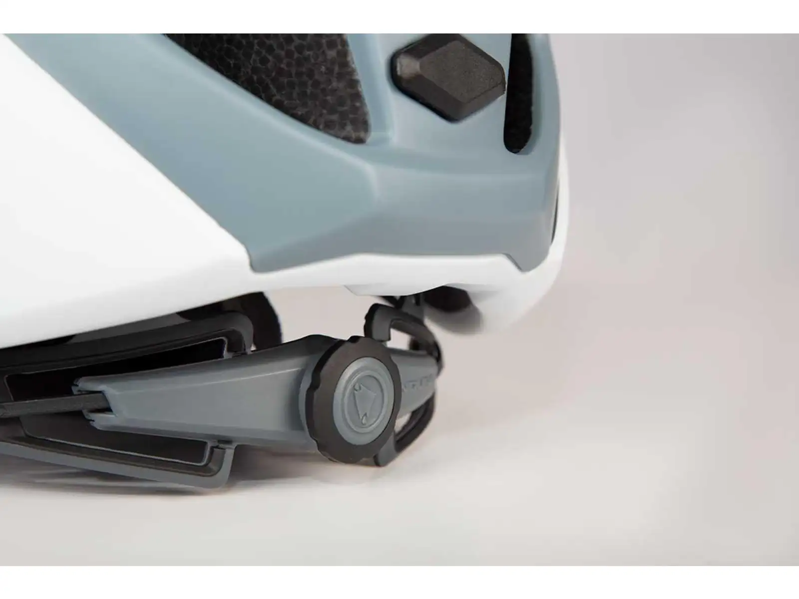 Endura Xtract II kask Black