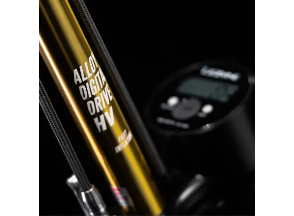 Lezyne 18K Digital Drive pompka warsztatowa GOLD/BLACK