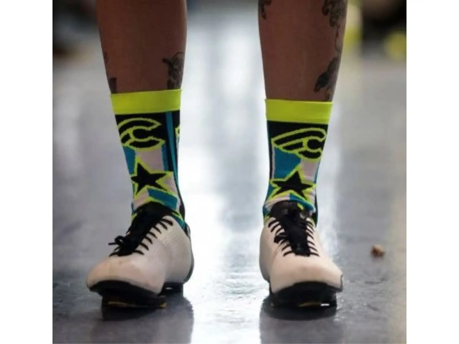 Cinelli STAR rowerowe skarpety wysokie kolorowe