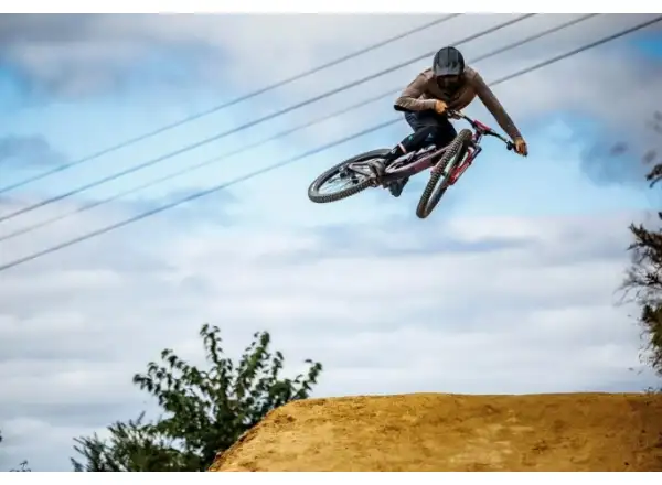 Santa Cruz Megatower 2 CC zestaw ramowy z amortyzatorem Rock Shox Super Deluxe Ultimate Coil