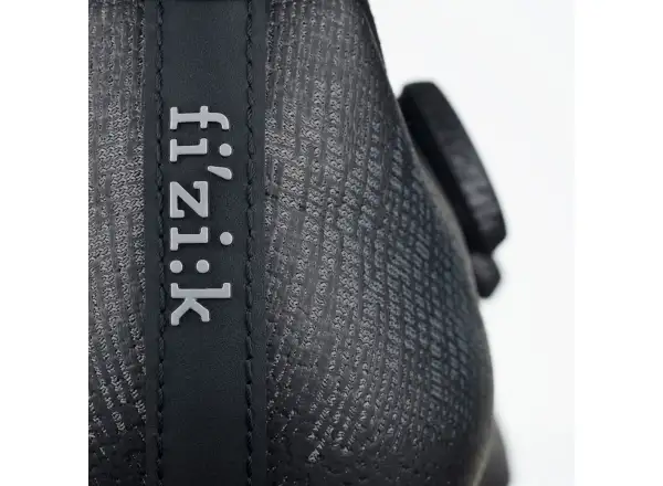 Fizik Vento Infinito Knit Carbon 2 Wide szosowe męskie buty Black/Black