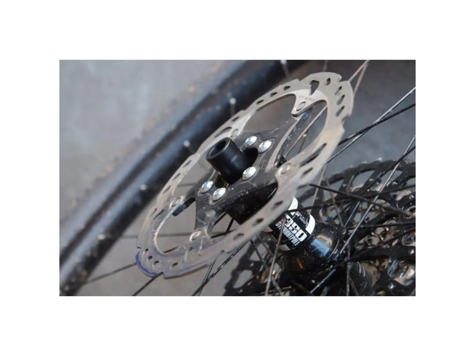 Wolf Tooth Boostinator DR adapter na BOOST dla DT Star Ratchet tylny