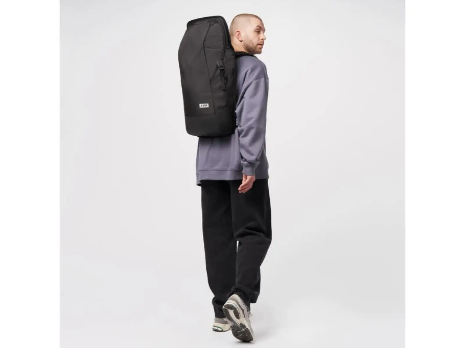 Aevor Daypack Proof plecak 28 l Proof Black