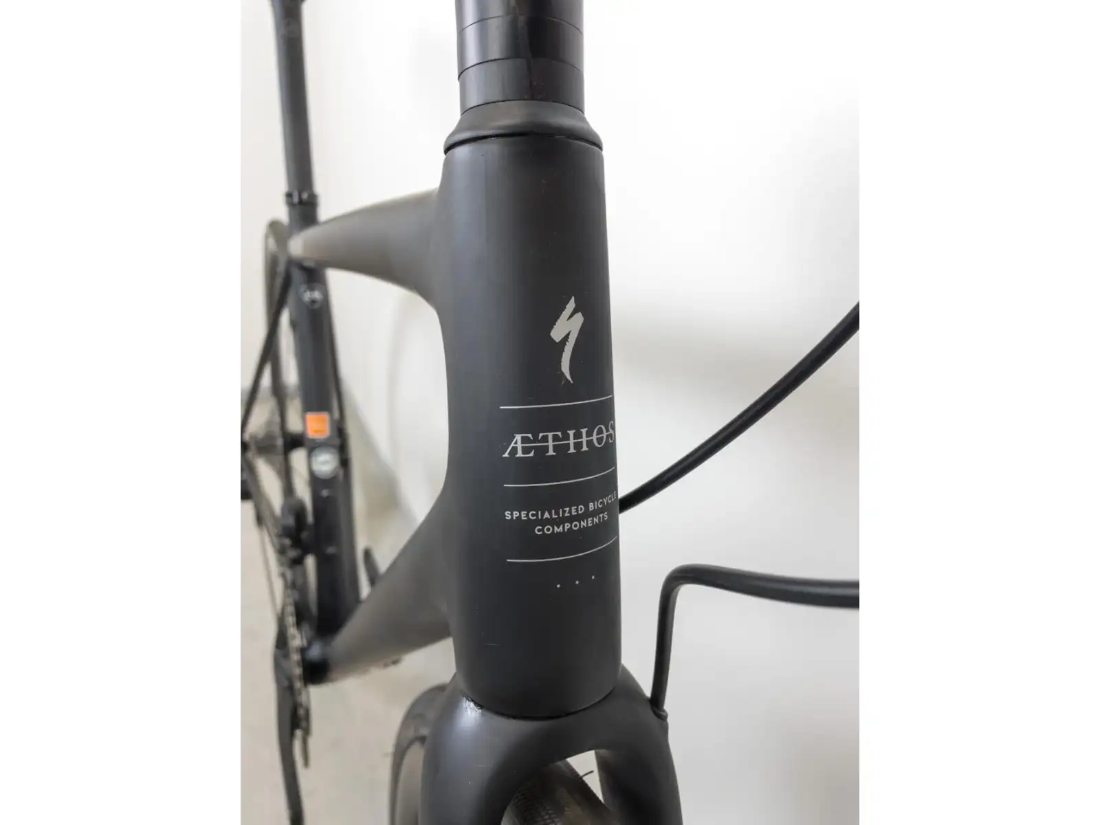 Specialized Aethos Comp Rival eTap AXS Satin Carbon rower szosowy