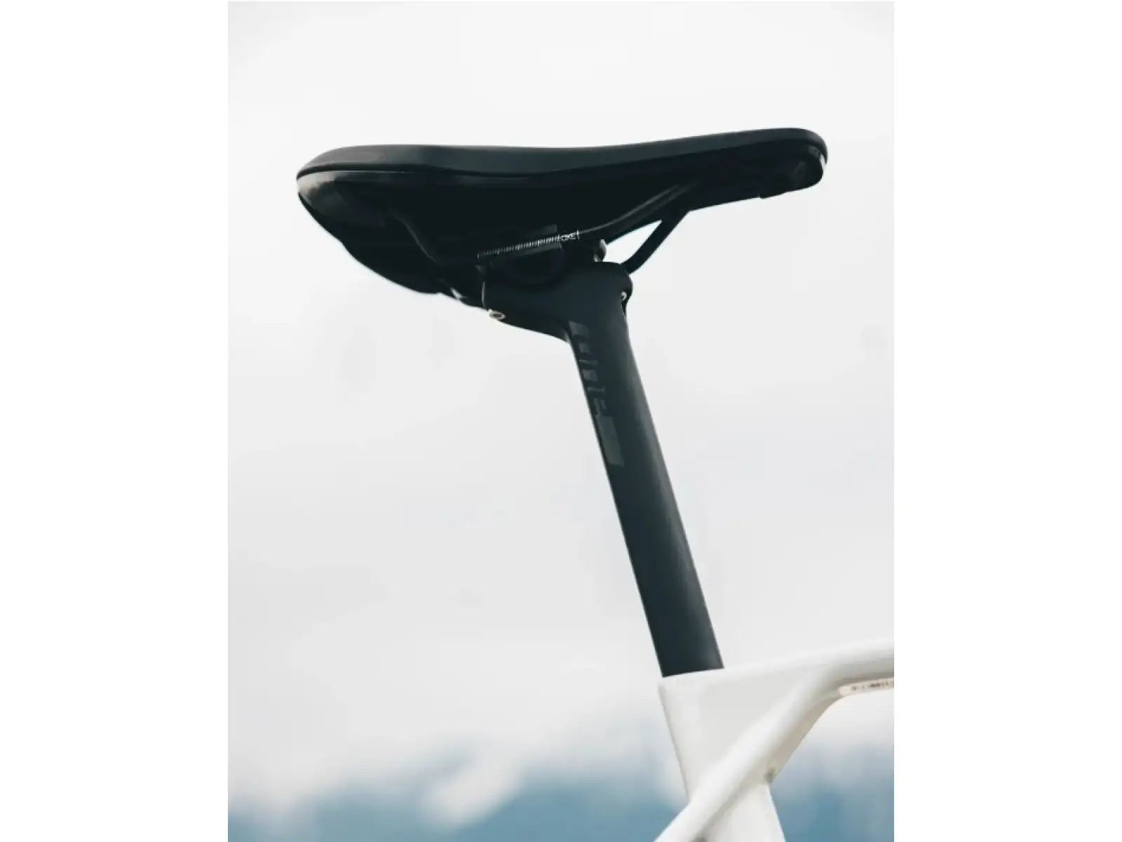 Superior X-Road 9.5 GF rower szosowy gloss grey / orange red