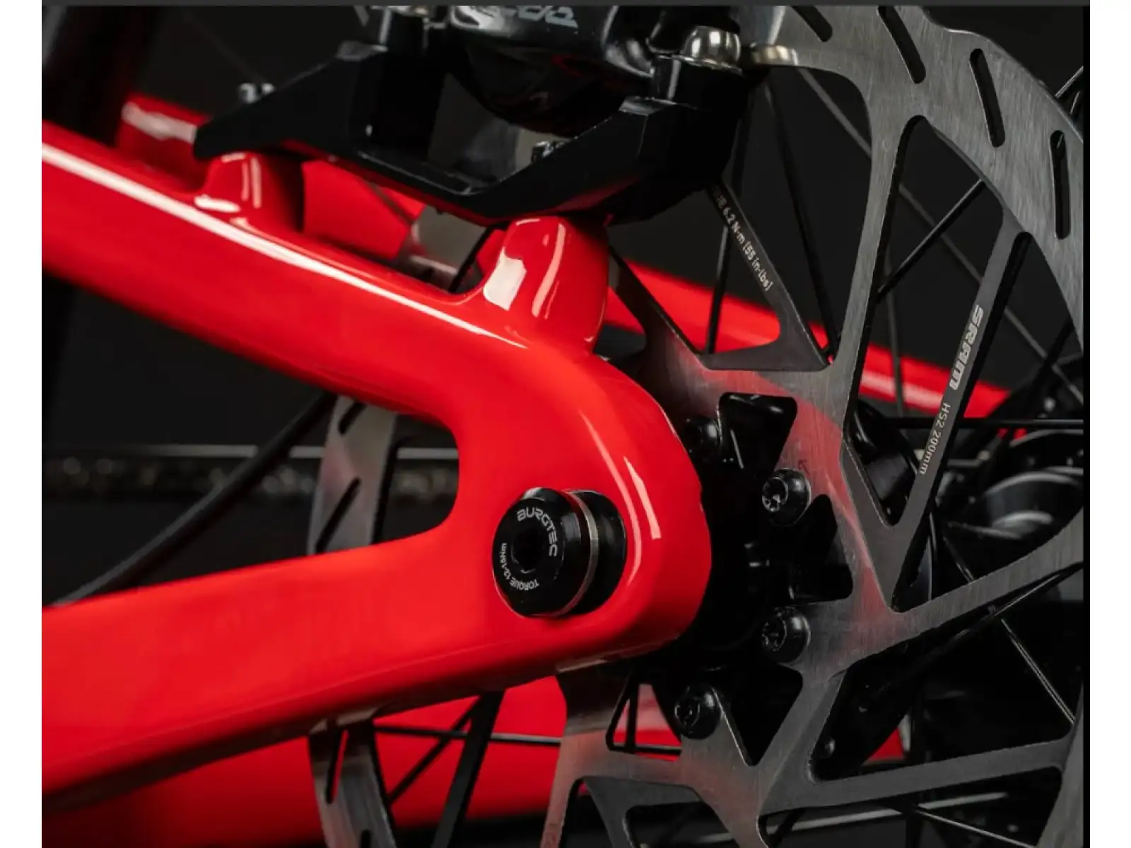Santa Cruz V10 8 CC MX 24 rama zjazdowa Red Factory rozm. L