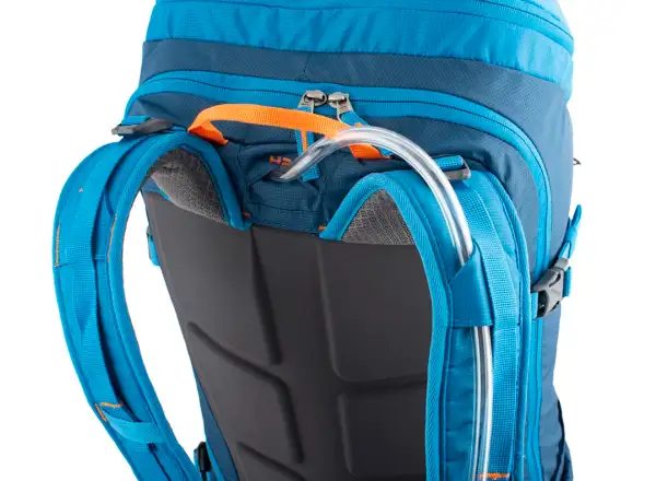 Pinguin Ridge 28 zimowy plecak Petrol