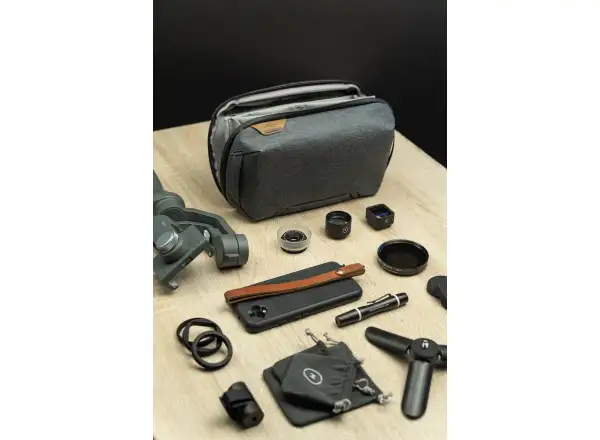 Peak Design Tech Pouch 2 l torba Charcoal