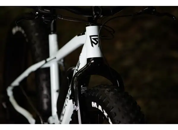 Rock Machine VYÖRY e50 S rower elektryczny typu fatbike Gloss White/Black WZÓR