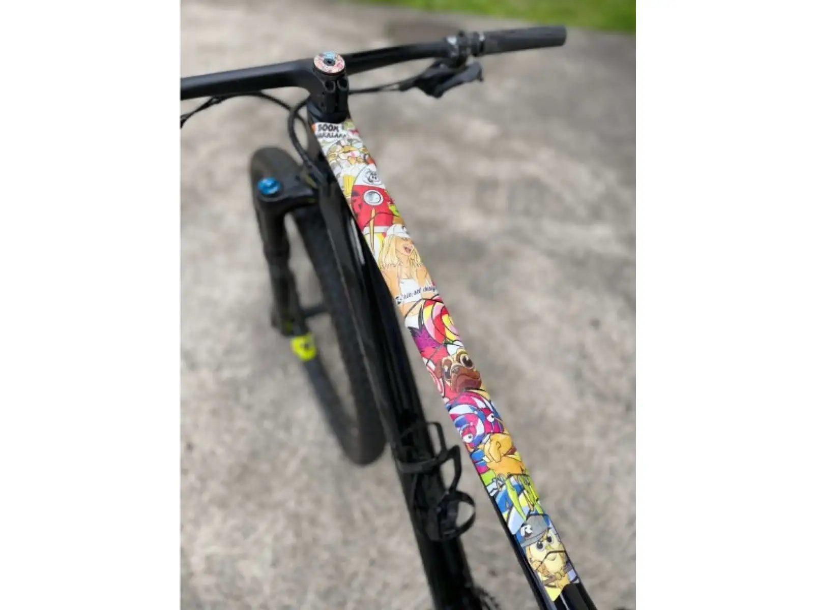 Rie:sel Design TAPE 3000 folia na ramę Stickerbomb Eyecatcher