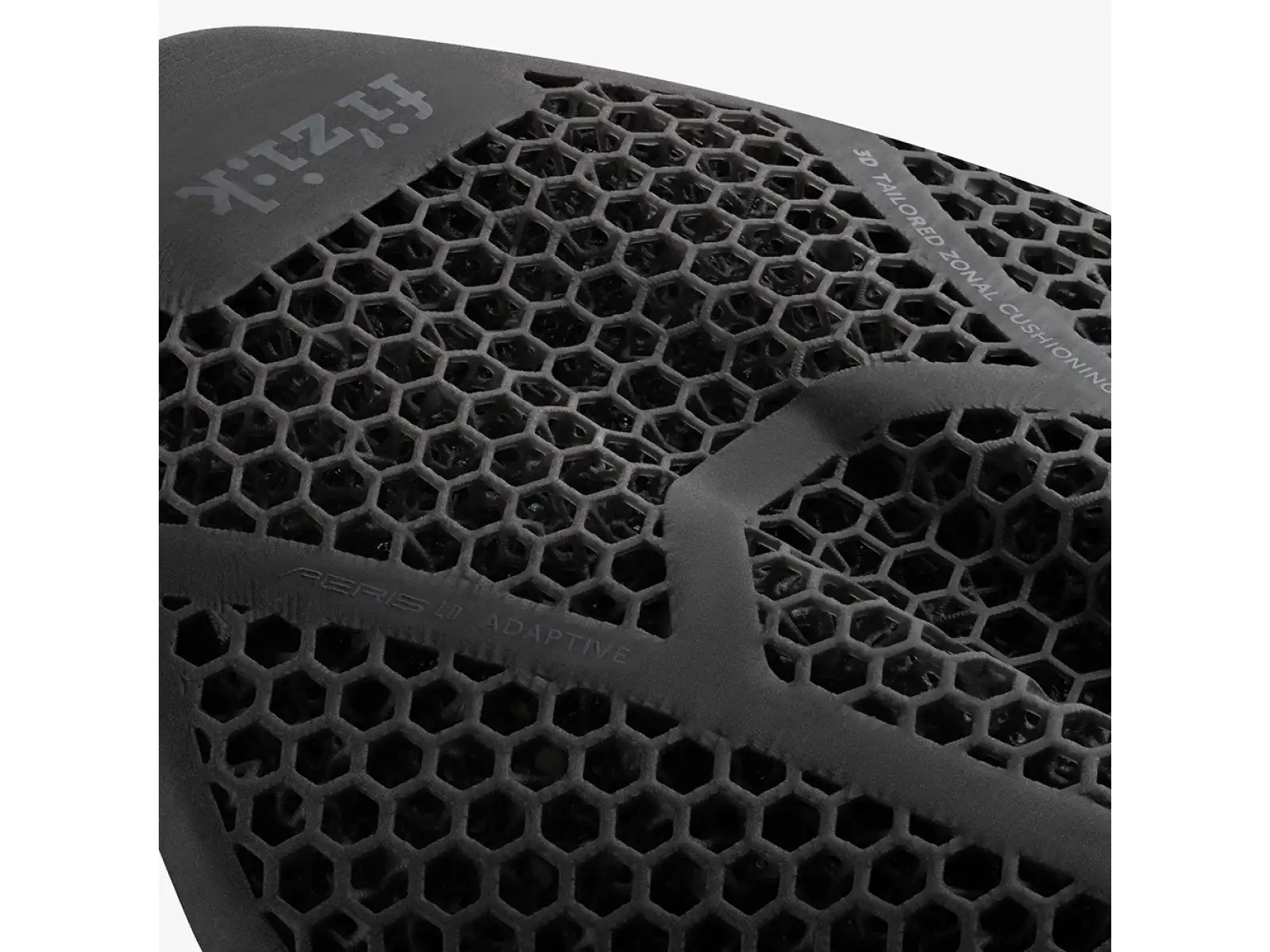 Fizik Transiro Aeris LD R1 Adaptive siodełko 135 mm