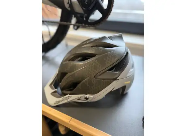 Troy Lee Designs A3 Halo kask Camo