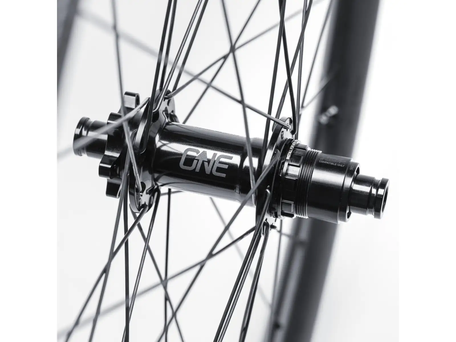 OneUp Alu zaplecione koła MX bębenek Sram XD czarna