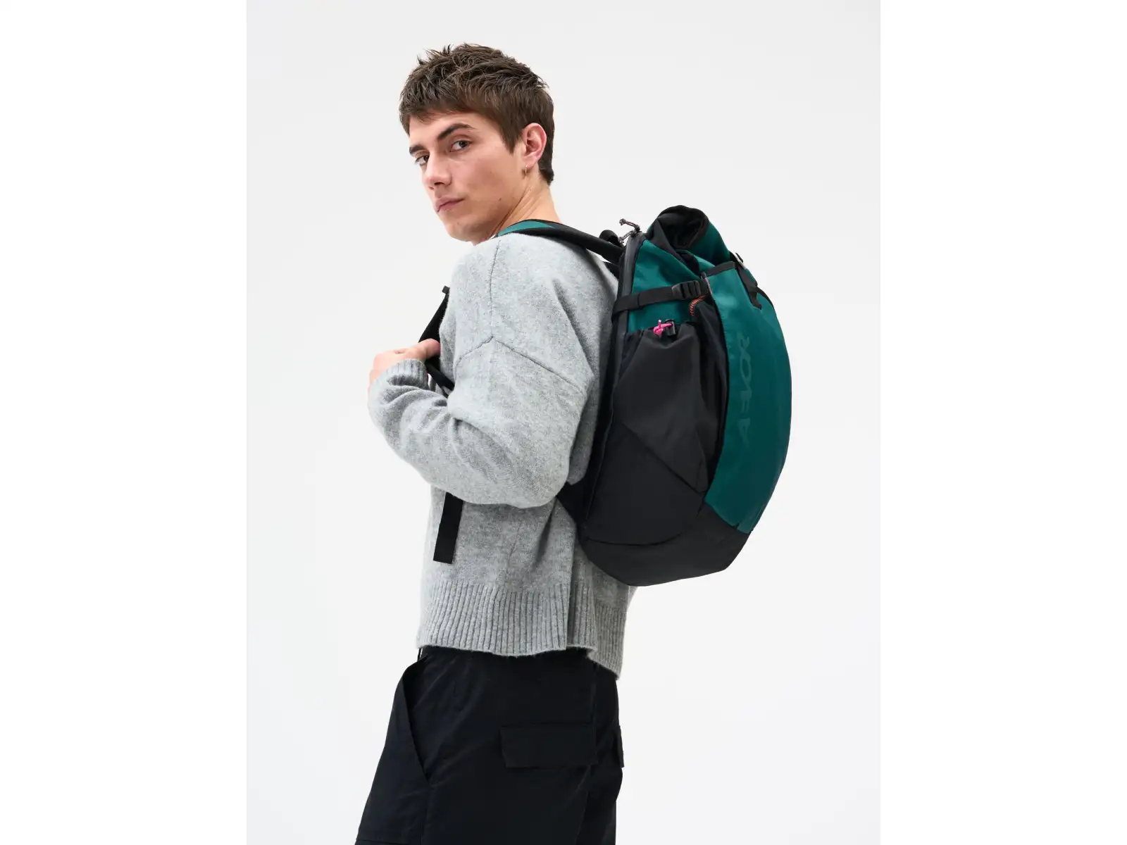 Aevor Roll Pack 2.0 plecak Proof Evergreen