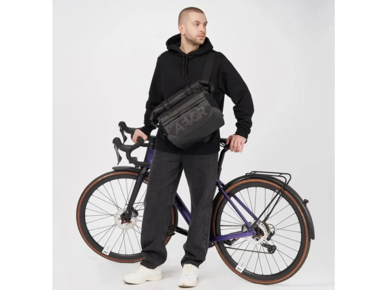 Aevor Triple Bike wielofunkcyjna torba 24 l Black