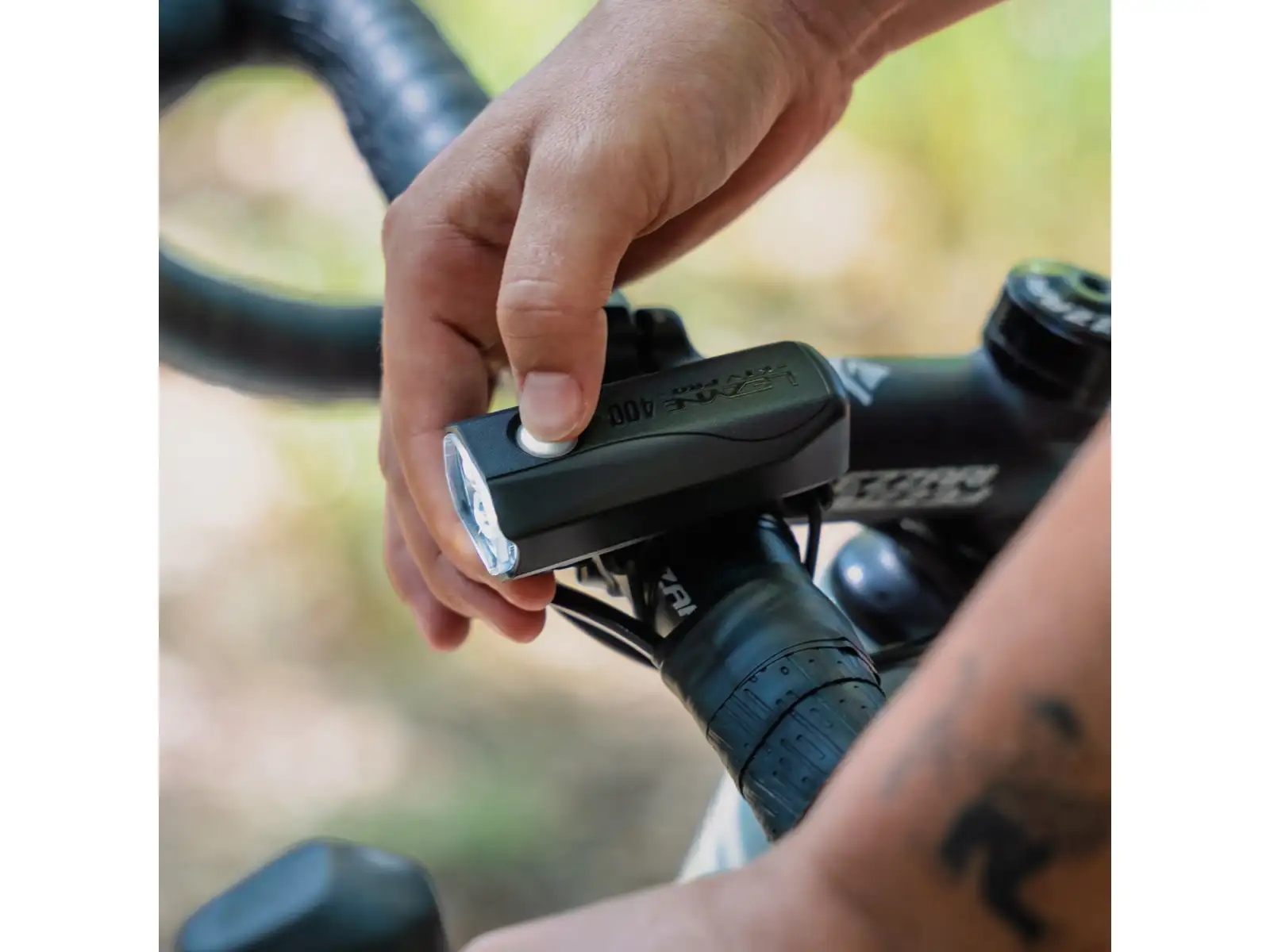 Lezyne KTV Drive Pro 400+ przednia lampka