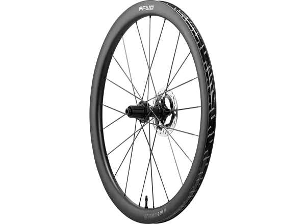 FFWD RAW CS 44 szosowe koła zaplecione Matt Black