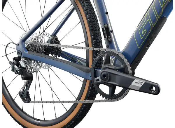Giant Revolt Advanced 1 gravel rower Midnight Moon