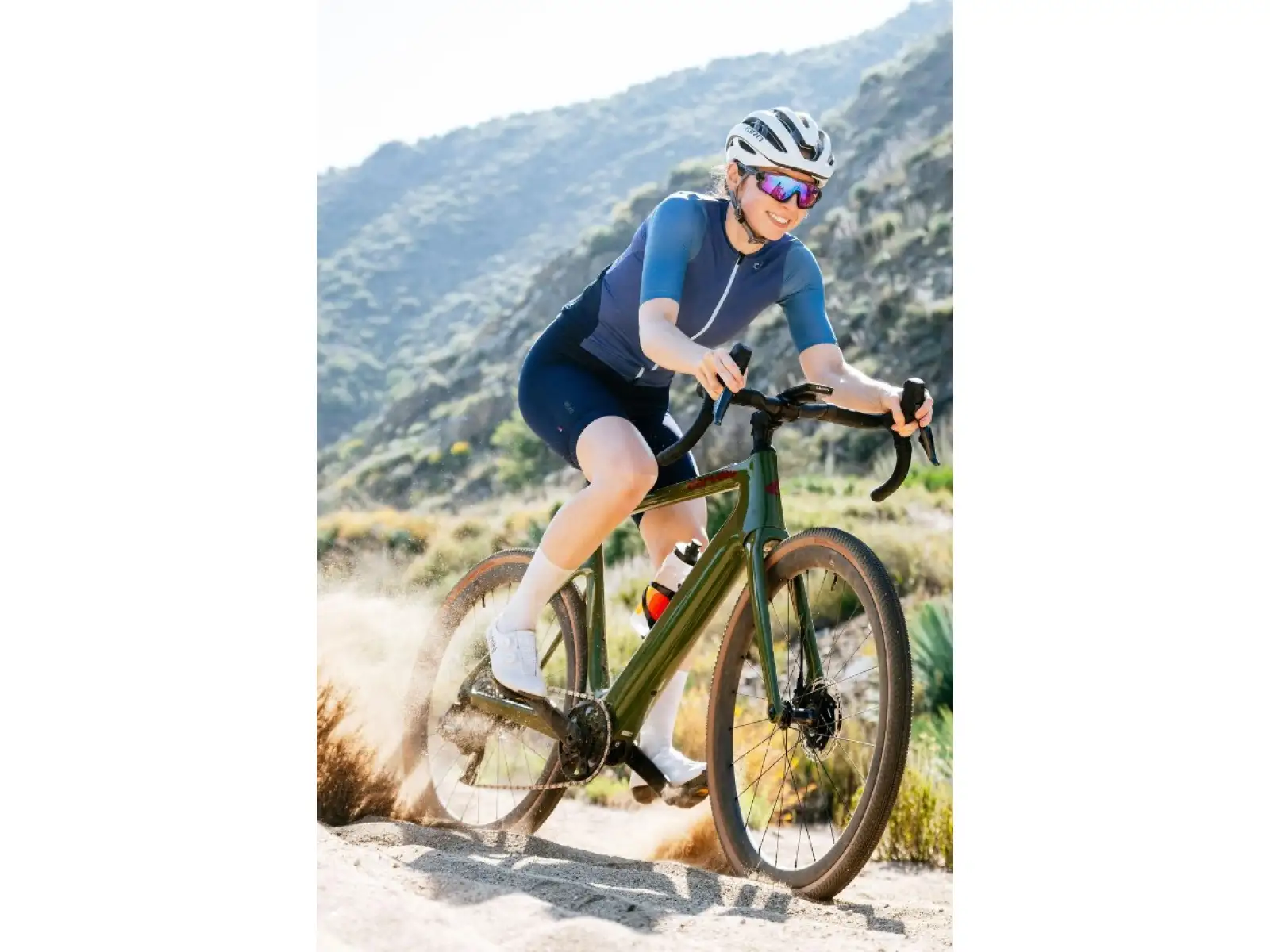 Cervélo Rouvida GRX610 1 gravel rower elektryczny Expedition Green