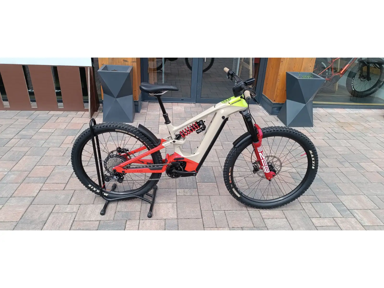 Cannondale Moterra Neo Carbon LT 1 QSD w pełni amortyzowany rower elektryczny roz. S POKAZOWY