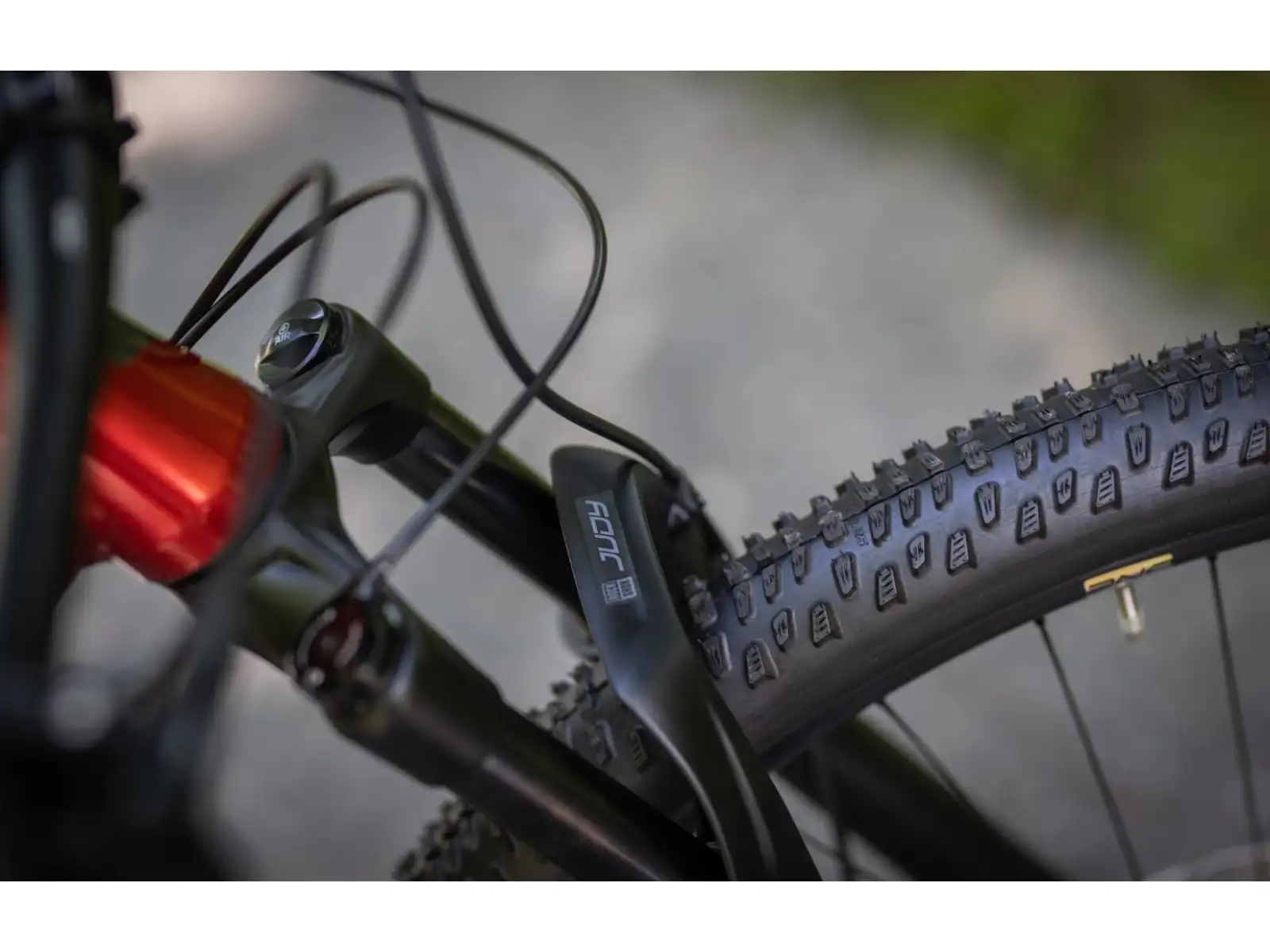 Superior XP 919 rower górski Gloss Dark Red/Hologram Chrome