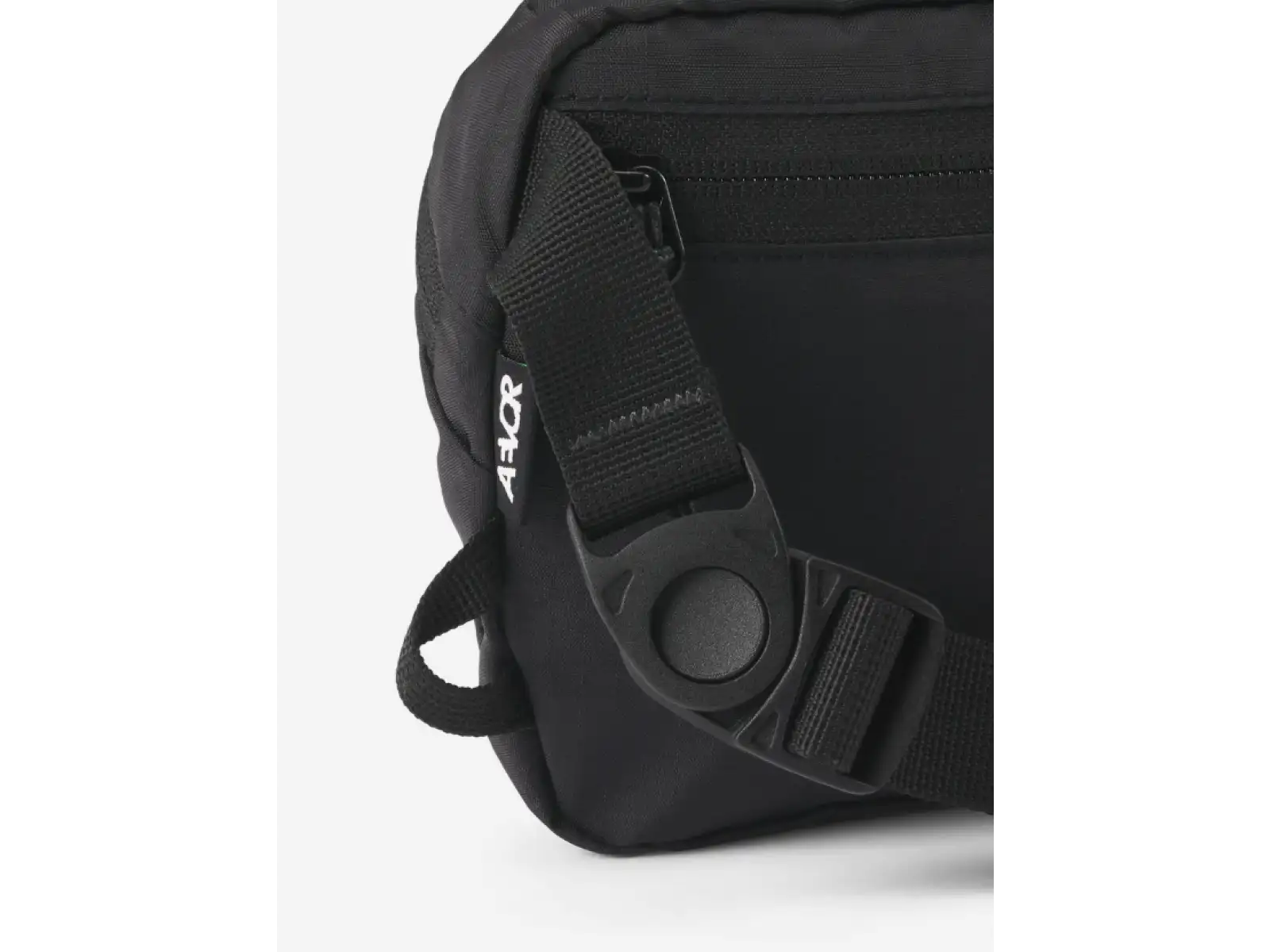 Aevor Hip Bag Move 1,5L torebka na ramię/nerka Black