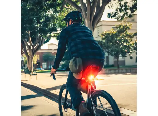 Lezyne Radar StVZO tylna lampka z radarem Black