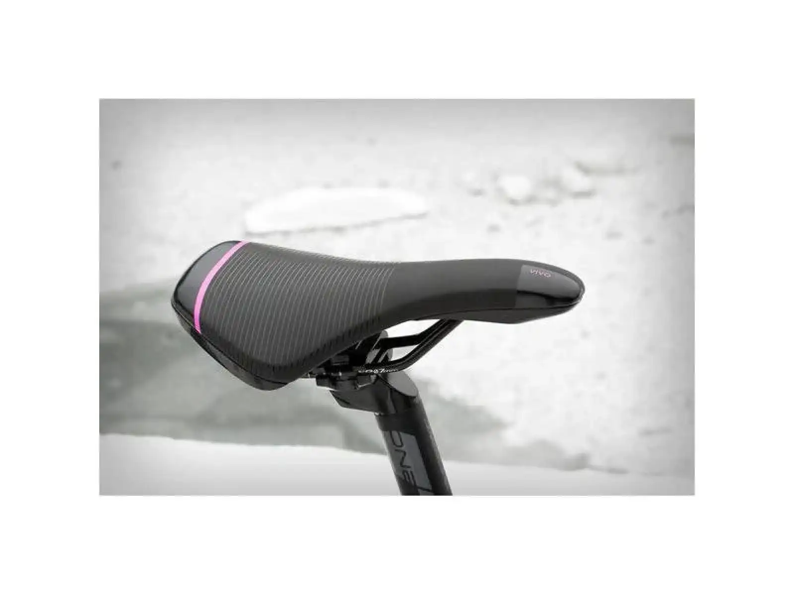 Superior XC 819 W Gloss White Metallic/Purple damski rower górski