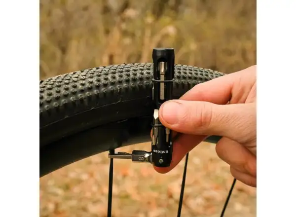 Wolf Tooth EnCase multitool 14 funkcji